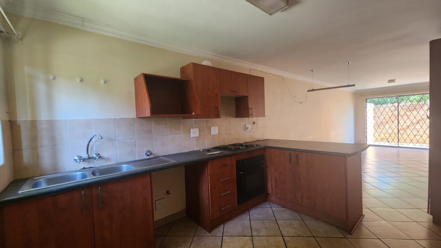 2 Bedroom Property for Sale in Rietfontein Gauteng