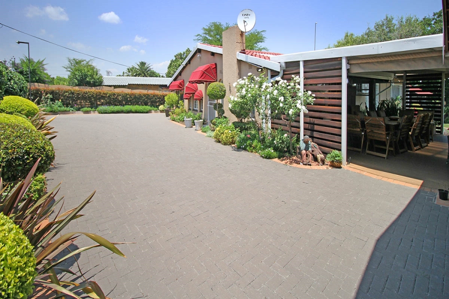 3 Bedroom Property for Sale in Croydon Gauteng