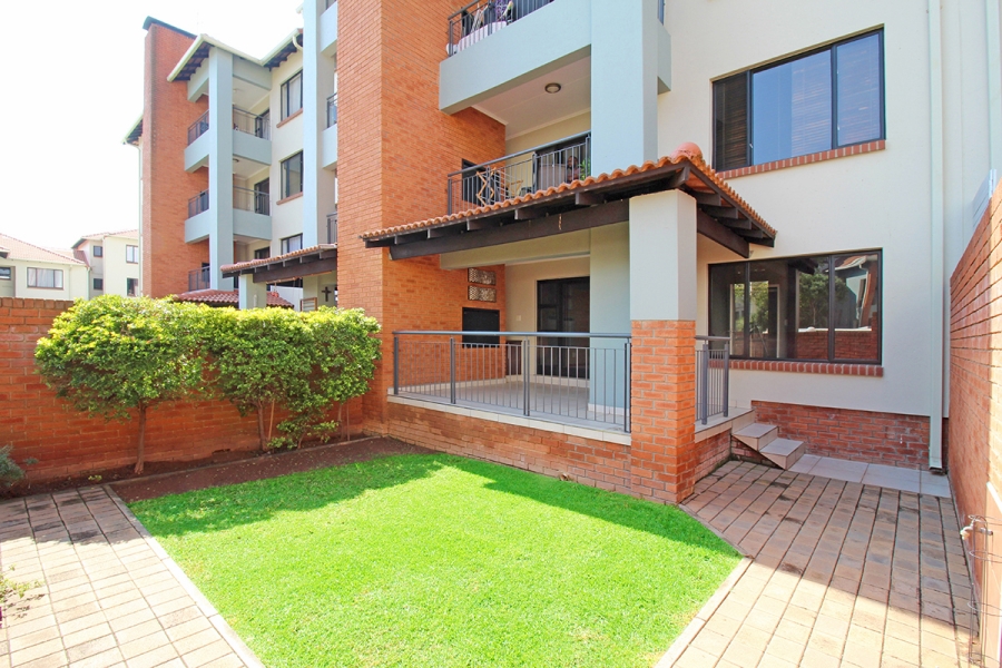 2 Bedroom Property for Sale in Greenstone Hill Gauteng
