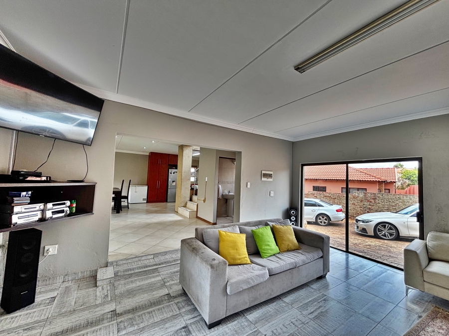 3 Bedroom Property for Sale in The Reeds Gauteng