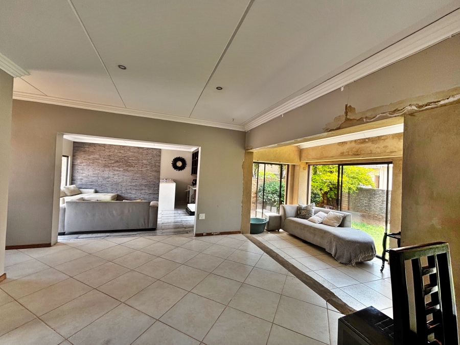 3 Bedroom Property for Sale in The Reeds Gauteng