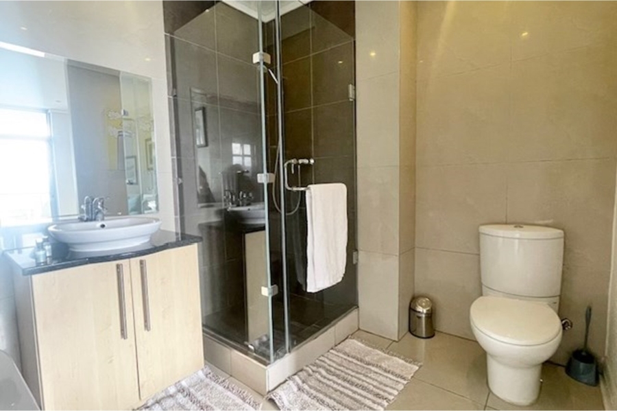 1 Bedroom Property for Sale in Sandown Gauteng