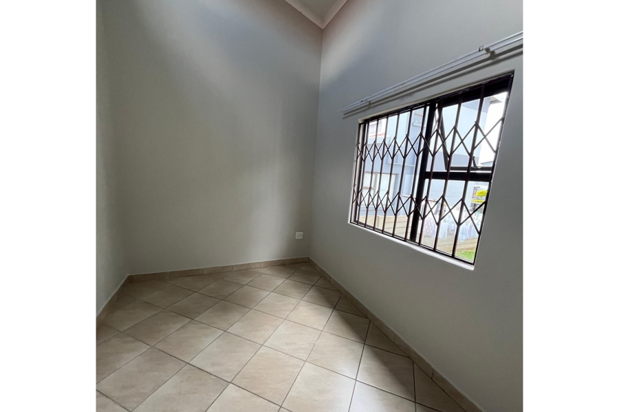 To Let 2 Bedroom Property for Rent in Noordwyk Gauteng