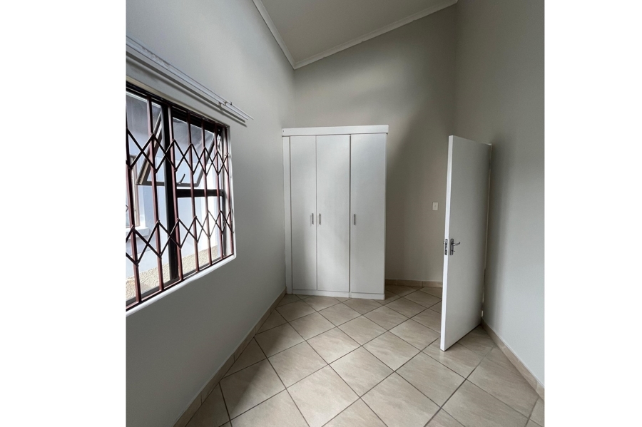 To Let 2 Bedroom Property for Rent in Noordwyk Gauteng