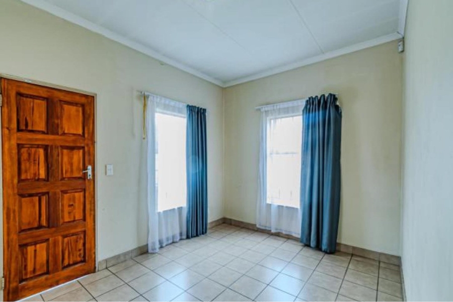 3 Bedroom Property for Sale in Rua Vista Gauteng