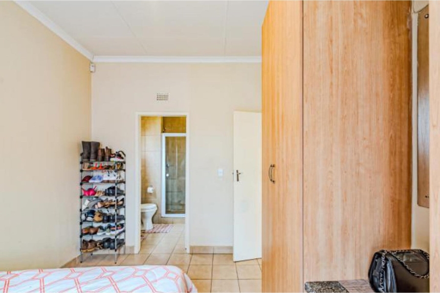 3 Bedroom Property for Sale in Rua Vista Gauteng