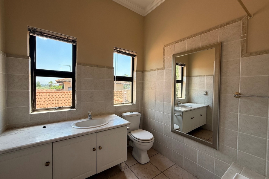 4 Bedroom Property for Sale in Dainfern Golf Estate Gauteng