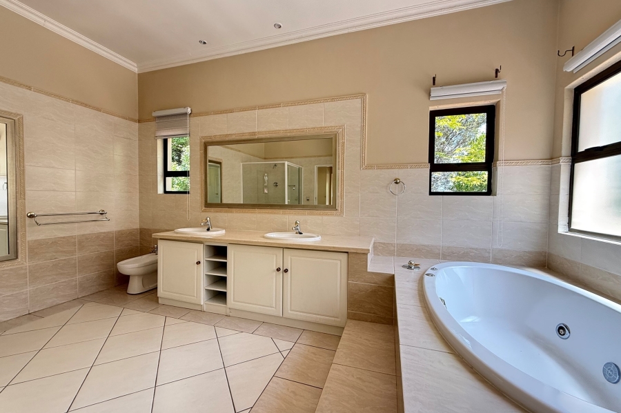 4 Bedroom Property for Sale in Dainfern Golf Estate Gauteng