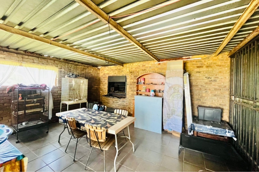 3 Bedroom Property for Sale in Elardus Park Gauteng