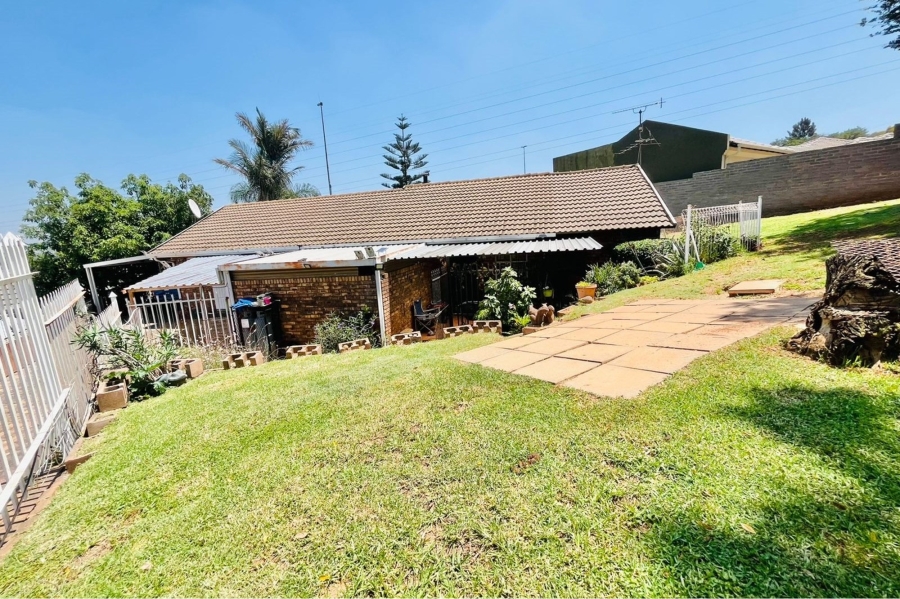 3 Bedroom Property for Sale in Elardus Park Gauteng