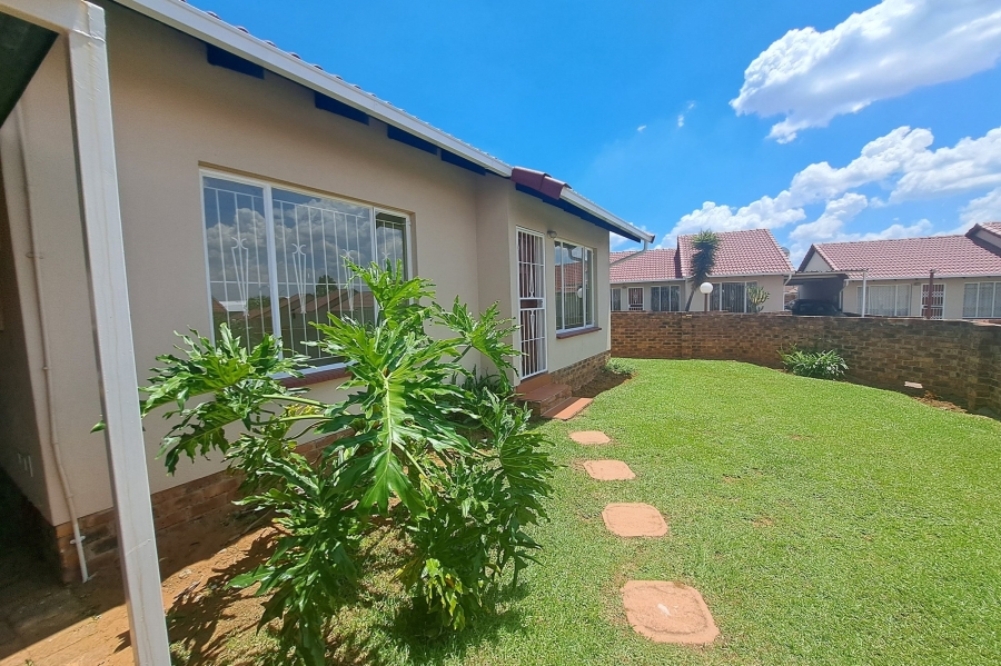 2 Bedroom Property for Sale in Ormonde Gauteng