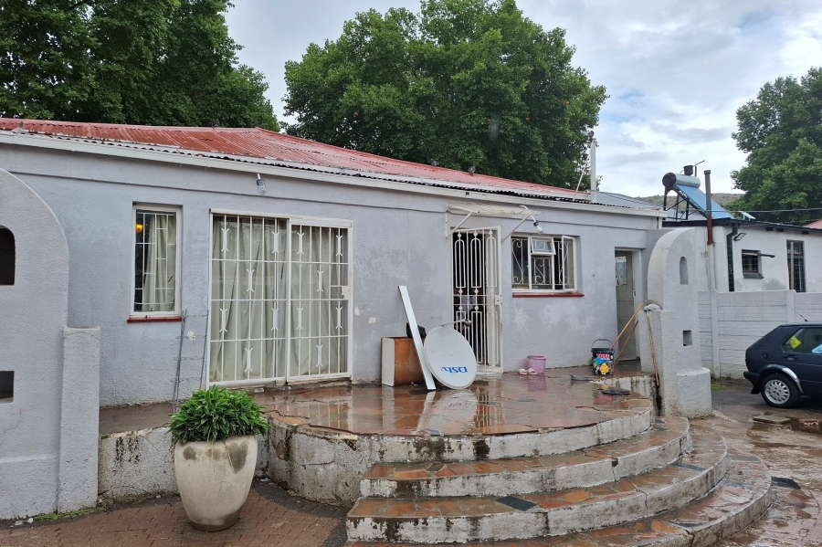 7 Bedroom Property for Sale in Bezuidenhout Valley Gauteng