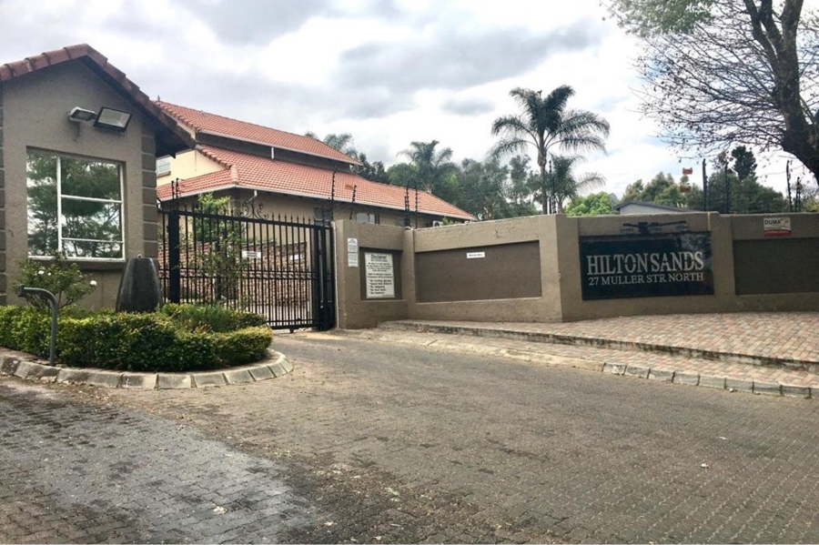 4 Bedroom Property for Sale in Buccleuch Gauteng