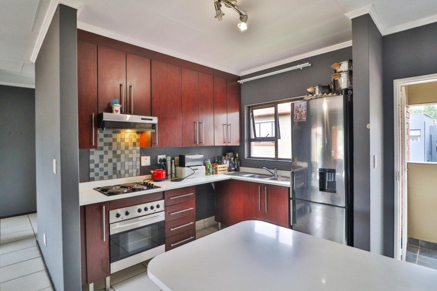 2 Bedroom Property for Sale in Glenvista Gauteng