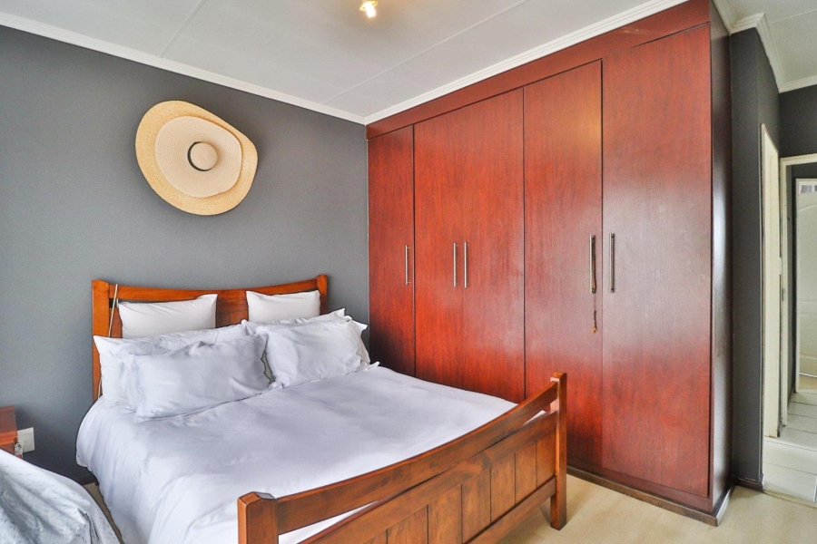 2 Bedroom Property for Sale in Glenvista Gauteng