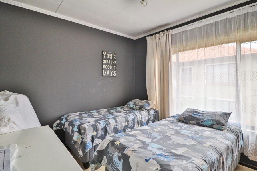 2 Bedroom Property for Sale in Glenvista Gauteng