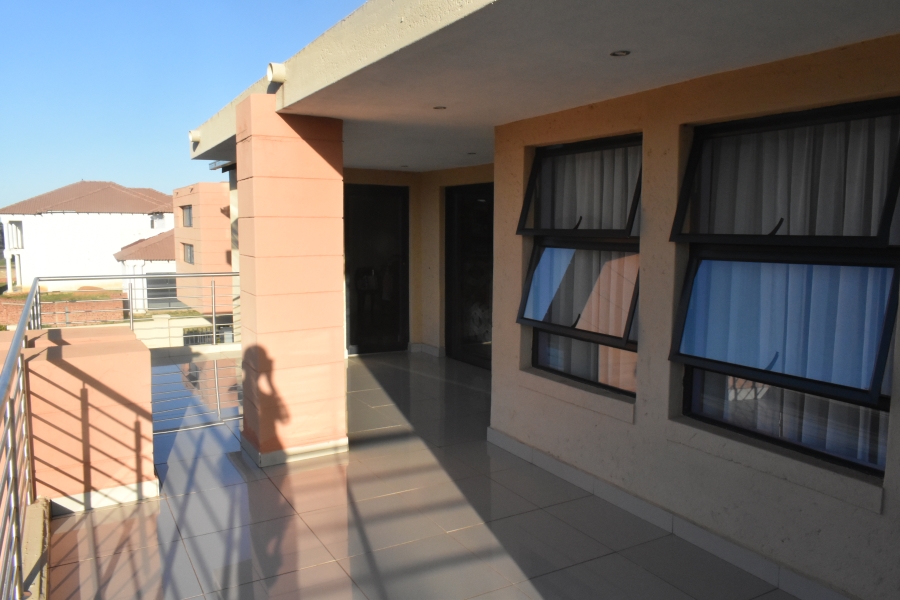 4 Bedroom Property for Sale in Theresa Park Gauteng