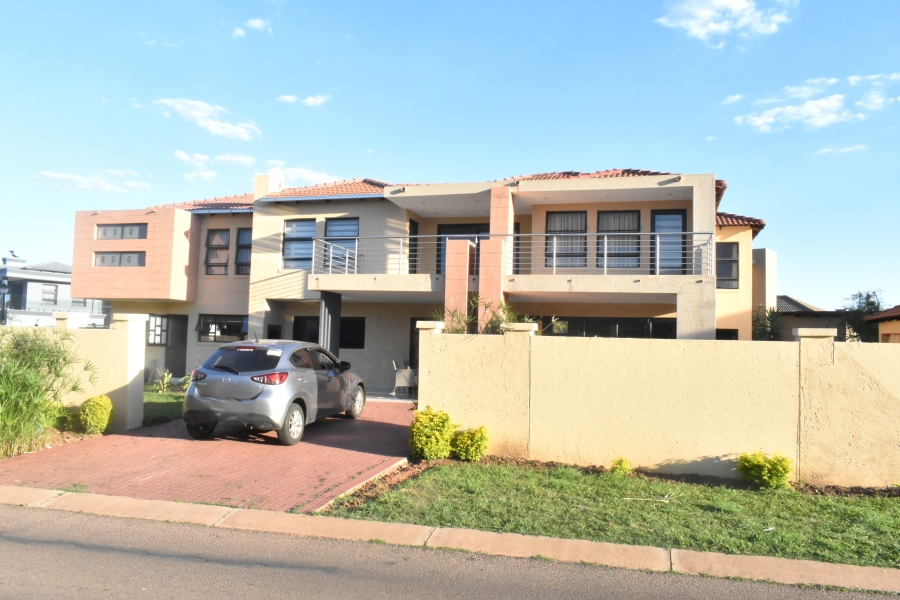 4 Bedroom Property for Sale in Theresa Park Gauteng