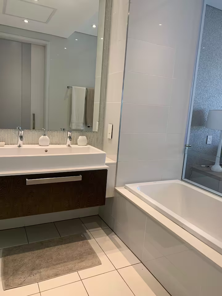 1 Bedroom Property for Sale in Sandton Central Gauteng