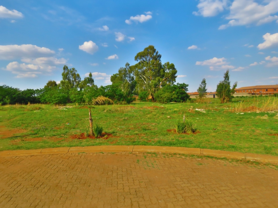 Commercial Property for Sale in Lenasia Ext 13 Gauteng