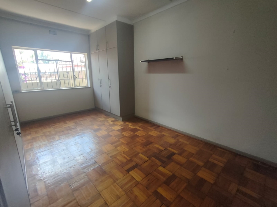 To Let 4 Bedroom Property for Rent in Emmarentia Gauteng