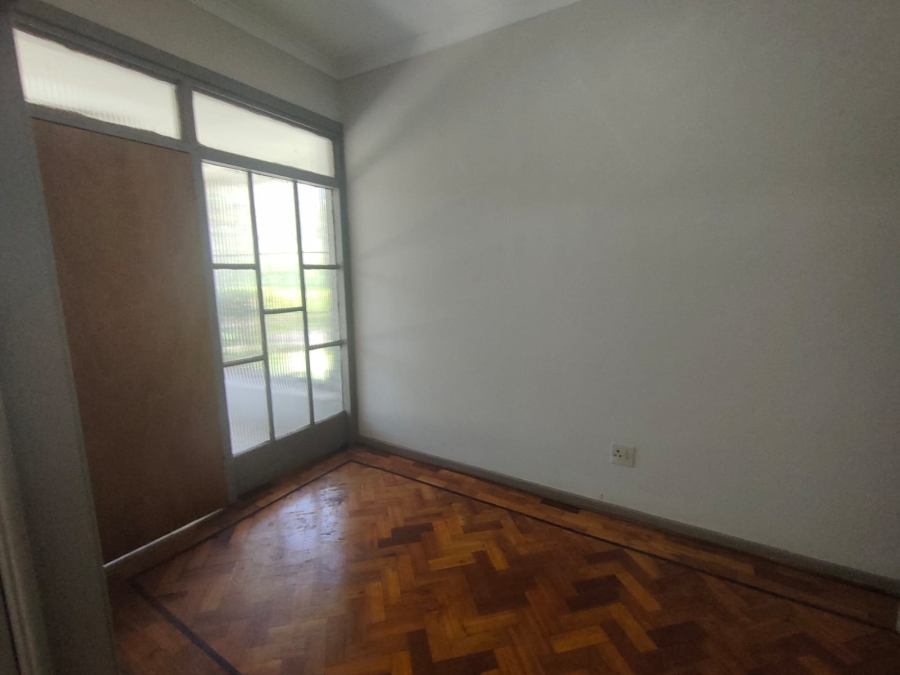 To Let 4 Bedroom Property for Rent in Emmarentia Gauteng