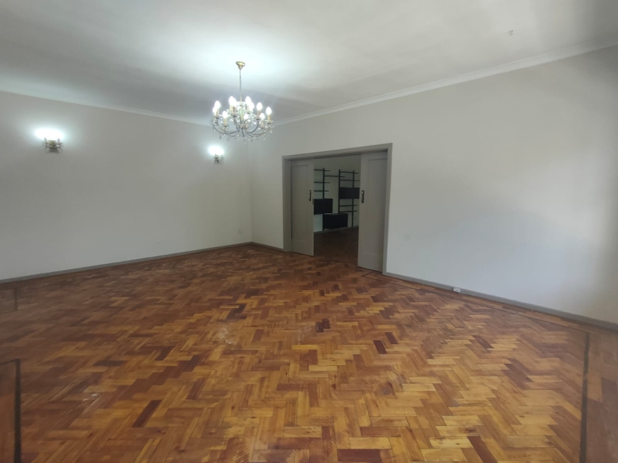 To Let 4 Bedroom Property for Rent in Emmarentia Gauteng