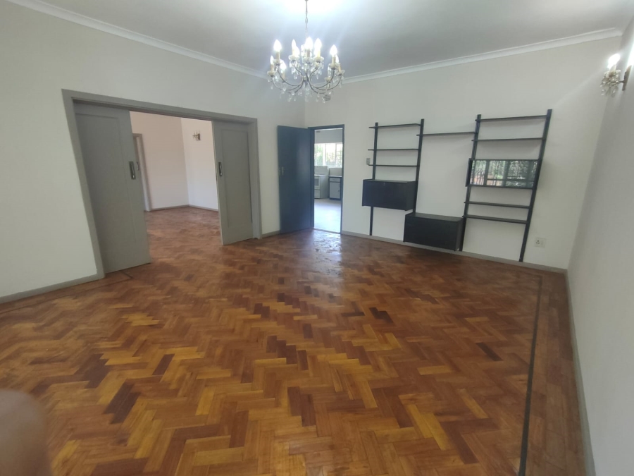 To Let 4 Bedroom Property for Rent in Emmarentia Gauteng