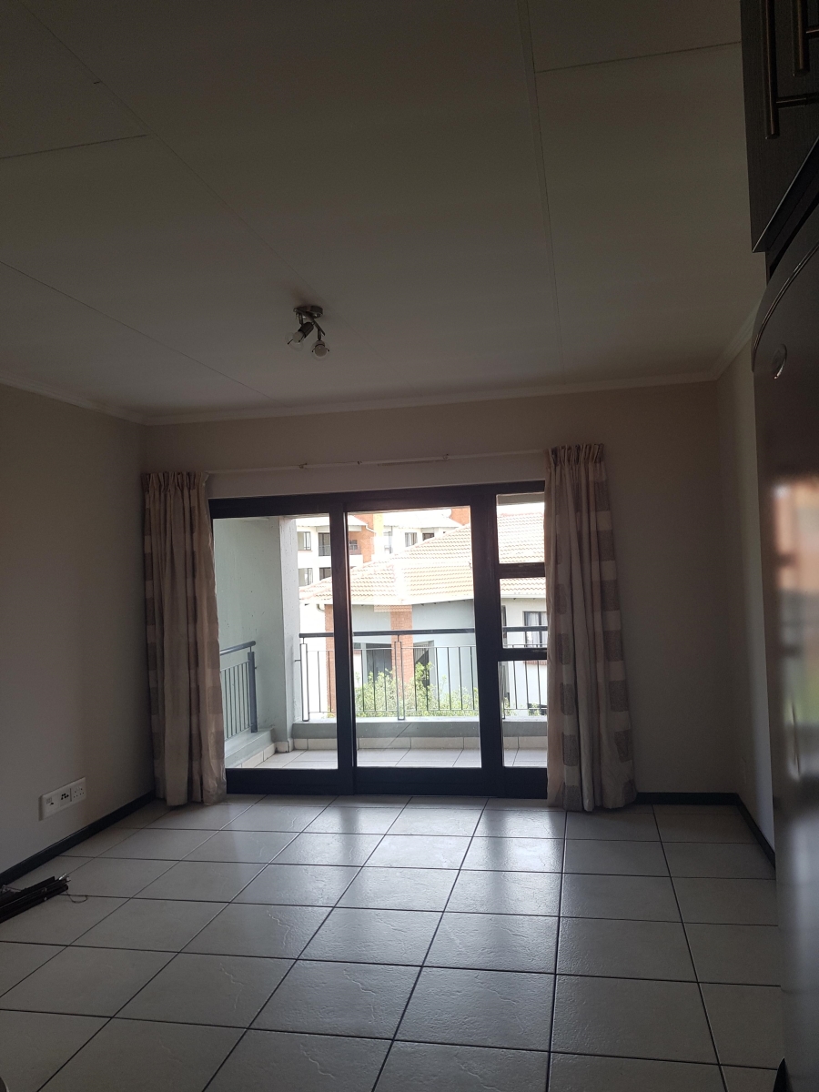 To Let 2 Bedroom Property for Rent in Greenstone Hill Gauteng