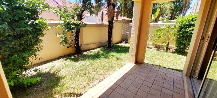 2 Bedroom Property for Sale in Vorna Valley Gauteng