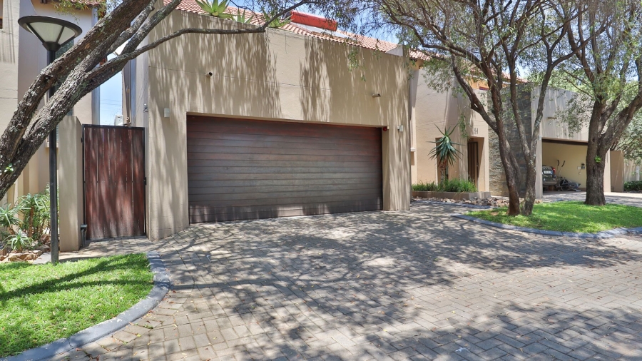 2 Bedroom Property for Sale in Menlo Park Gauteng