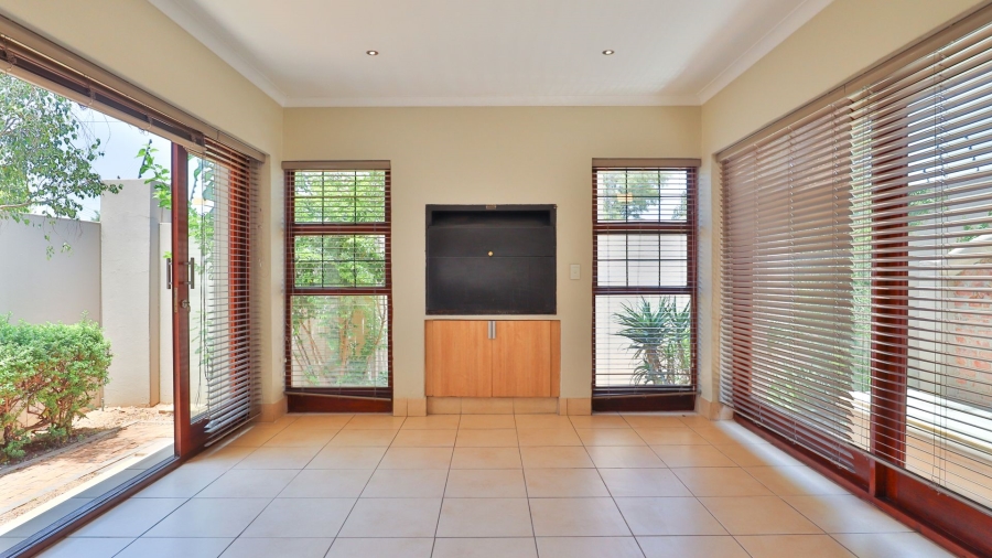 2 Bedroom Property for Sale in Menlo Park Gauteng