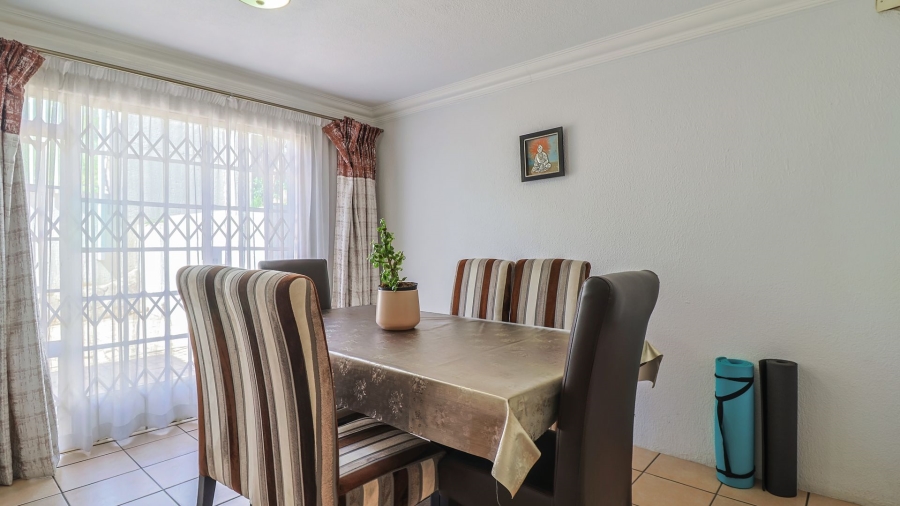 4 Bedroom Property for Sale in Bassonia Gauteng