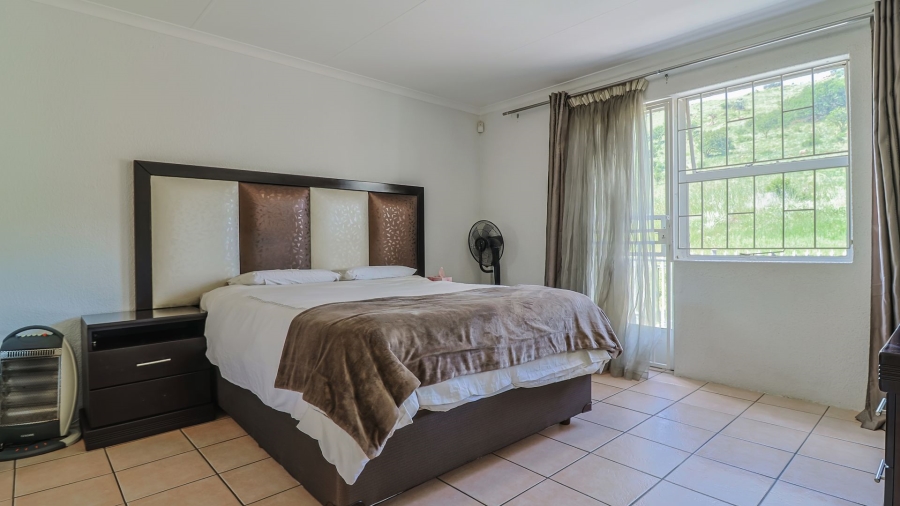 4 Bedroom Property for Sale in Bassonia Gauteng