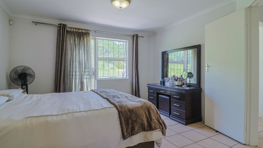 4 Bedroom Property for Sale in Bassonia Gauteng