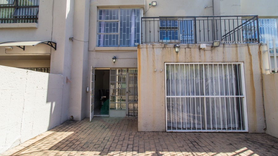 4 Bedroom Property for Sale in Bassonia Gauteng