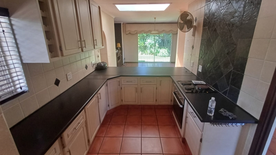 To Let 3 Bedroom Property for Rent in Brackenhurst Gauteng