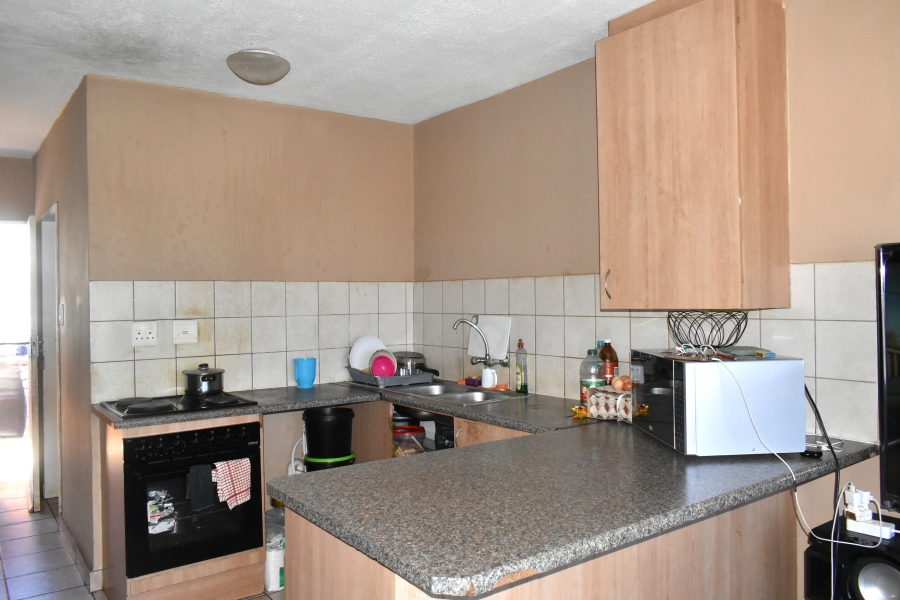 2 Bedroom Property for Sale in The Orchards Gauteng