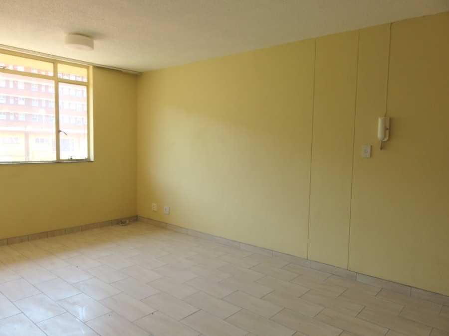 1 Bedroom Property for Sale in Wonderboom South Gauteng