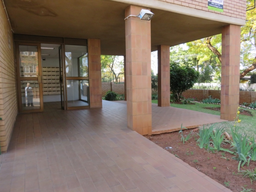 1 Bedroom Property for Sale in Wonderboom South Gauteng