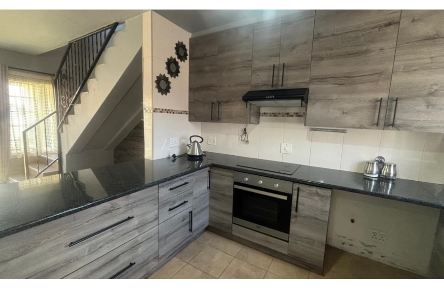 2 Bedroom Property for Sale in Eden Glen Gauteng