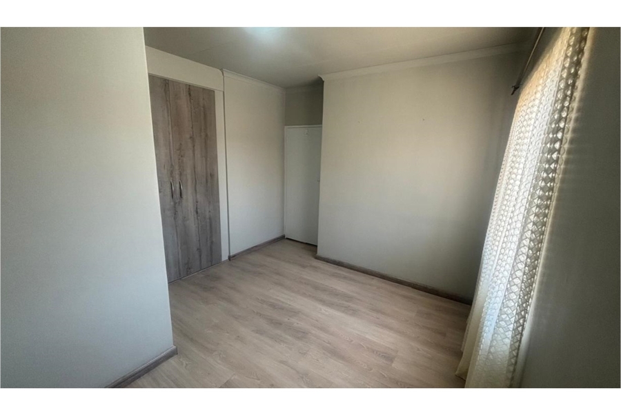 2 Bedroom Property for Sale in Eden Glen Gauteng