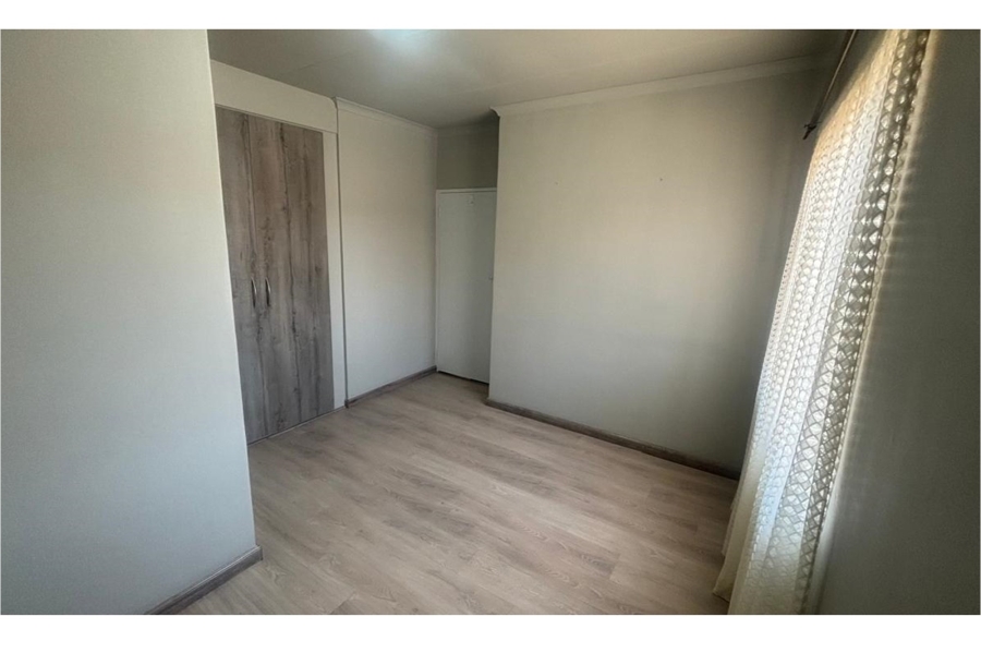 2 Bedroom Property for Sale in Eden Glen Gauteng