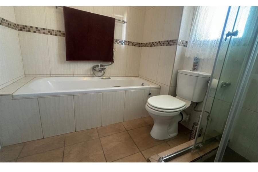 2 Bedroom Property for Sale in Eden Glen Gauteng