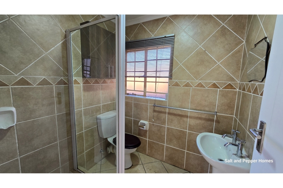 2 Bedroom Property for Sale in Sinoville Gauteng