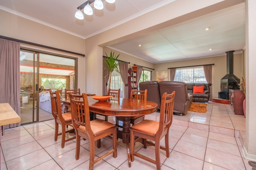 4 Bedroom Property for Sale in Allens Nek Gauteng