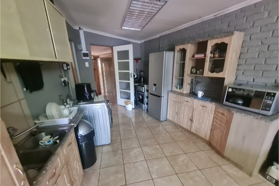 3 Bedroom Property for Sale in Reefhaven Gauteng