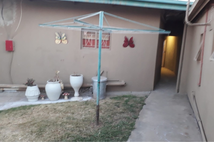 3 Bedroom Property for Sale in Reefhaven Gauteng