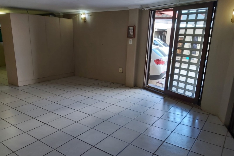 3 Bedroom Property for Sale in Reefhaven Gauteng