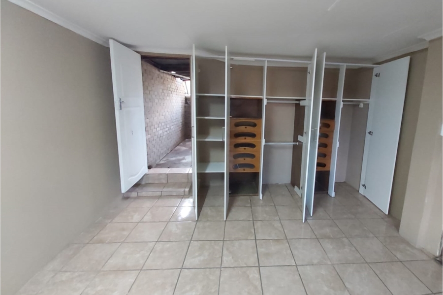 3 Bedroom Property for Sale in Reefhaven Gauteng